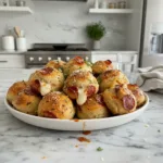 Cheesy Pepperoni Pizza Bombs: Quick Bites for Any Day 6 cheesy pepperoni pizza bombs featured